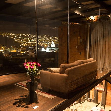 Hotel Casa Gardenia กีโต ภายนอก รูปภาพ