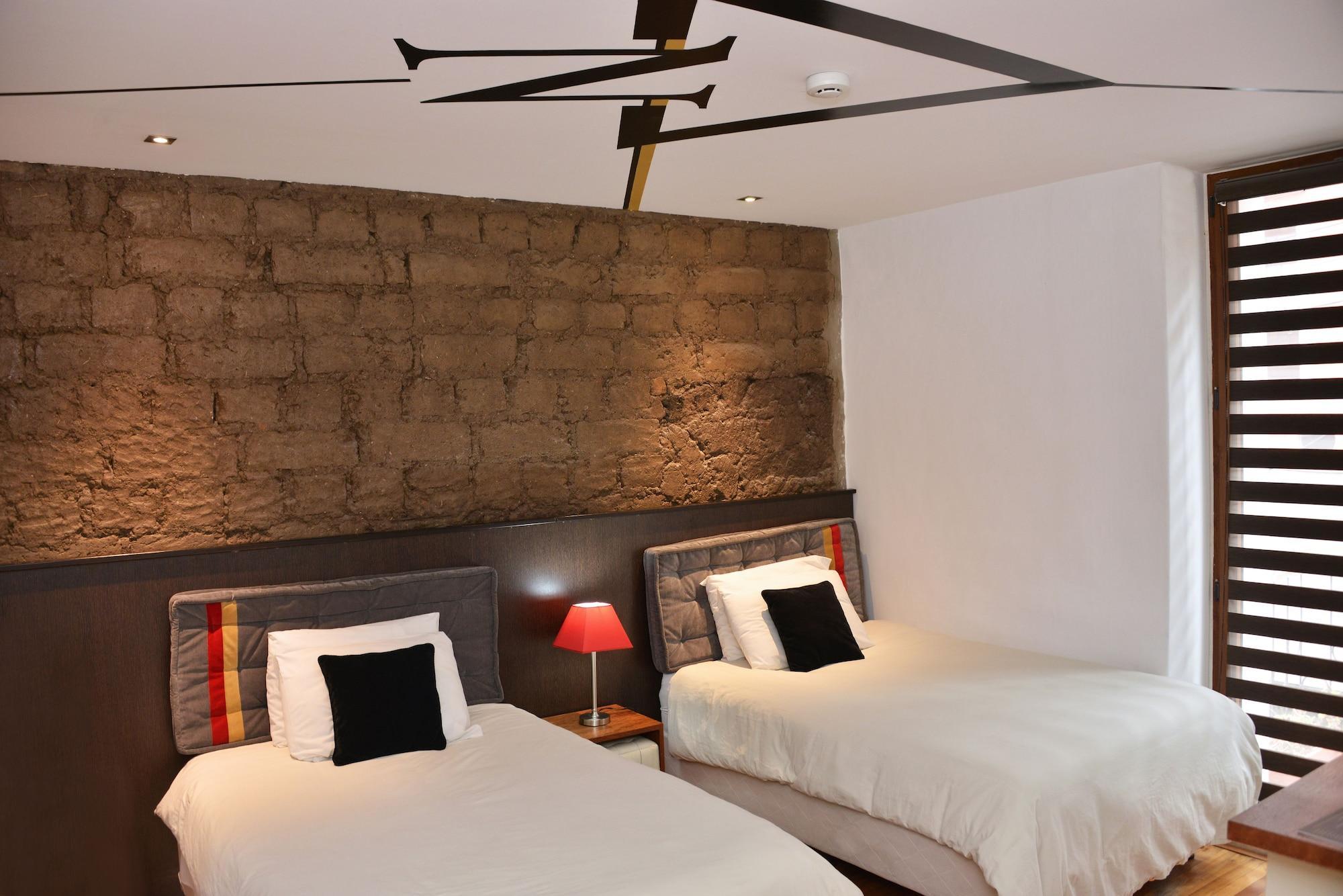 Hotel Casa Gardenia กีโต ภายนอก รูปภาพ