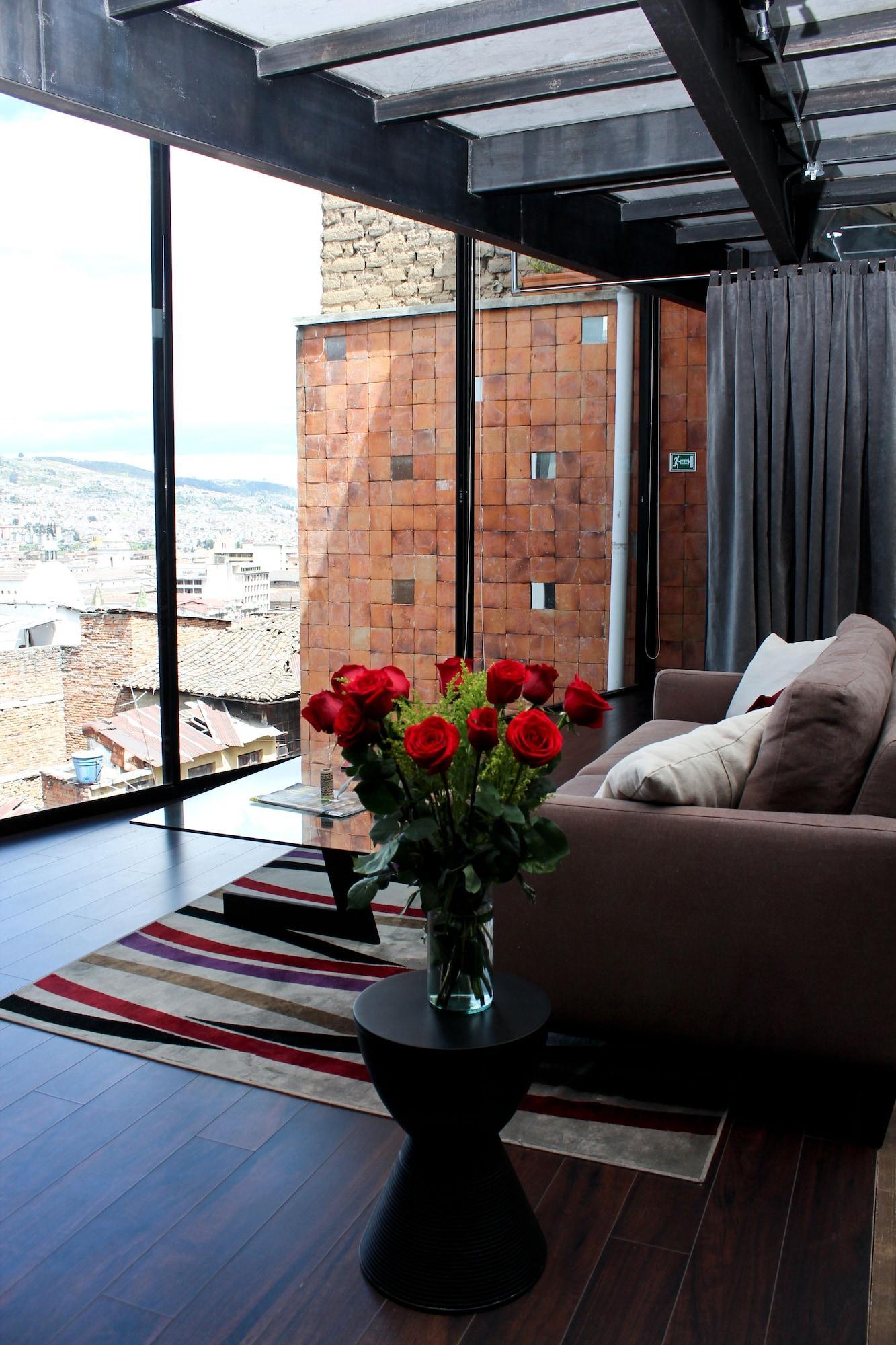 Hotel Casa Gardenia กีโต ภายนอก รูปภาพ